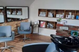 Friseurmeisterin Annett Hanheiser