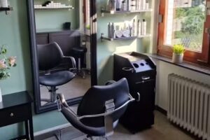 Friseurmeisterin Laura Beier