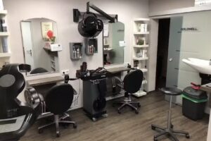 Friseursalon 4 Haareszeiten