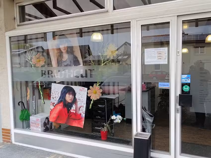 Friseursalon Brushcut Carmen Maas