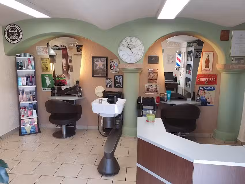 Friseursalon Cross&lsquo; HAIR by B&ouml;ser Fris&ouml;ser