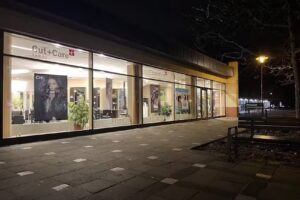 Friseursalon Cut + Care – Am Stern