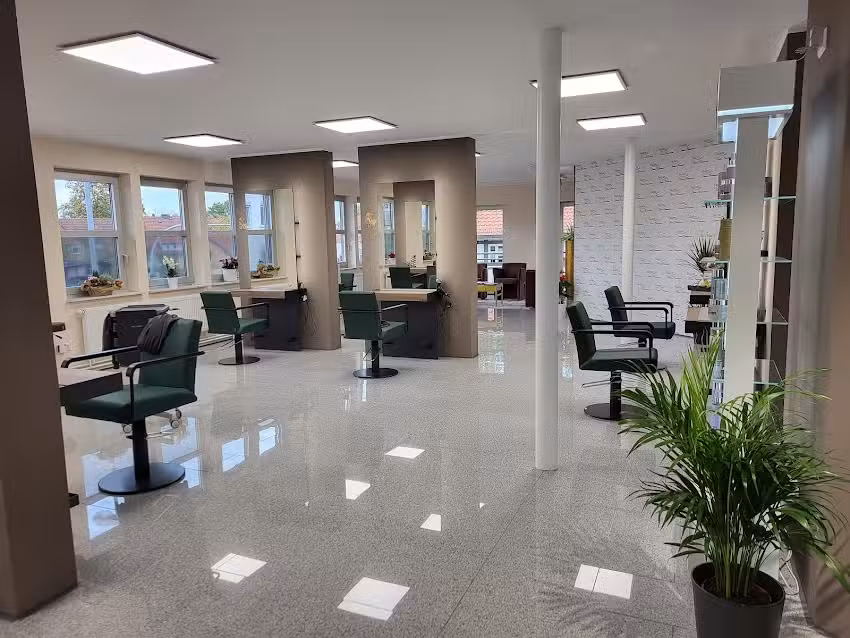 Friseursalon Frau Neumann | Wolfsburg/Fallersleben