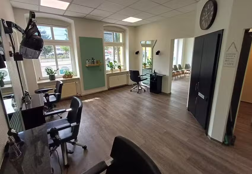 Friseursalon Frau Tolle