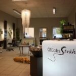 Friseursalon Gl&uuml;cksStr&auml;hne