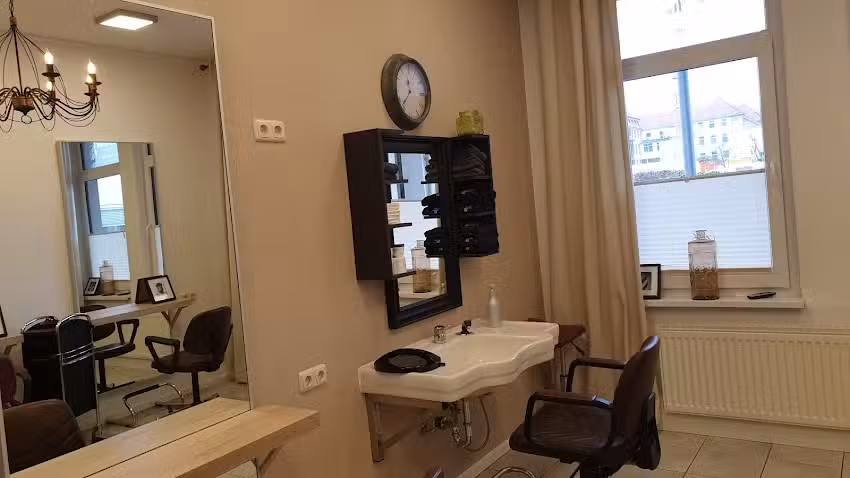 Friseursalon Goldl&ouml;ckchen