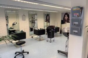 Friseursalon Haarakiri