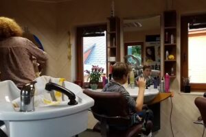 Friseursalon Haareszeit