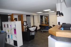 Friseursalon Haareszeiten