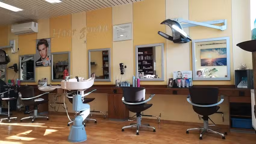 Friseursalon Haargenau bei Magda