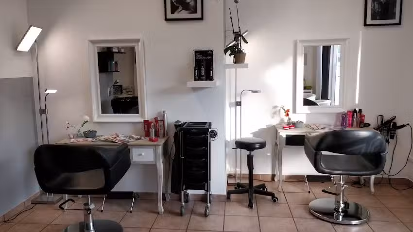 Friseursalon Haarschneiderei