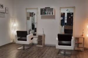 Friseursalon & Kosmetikstudio Karma