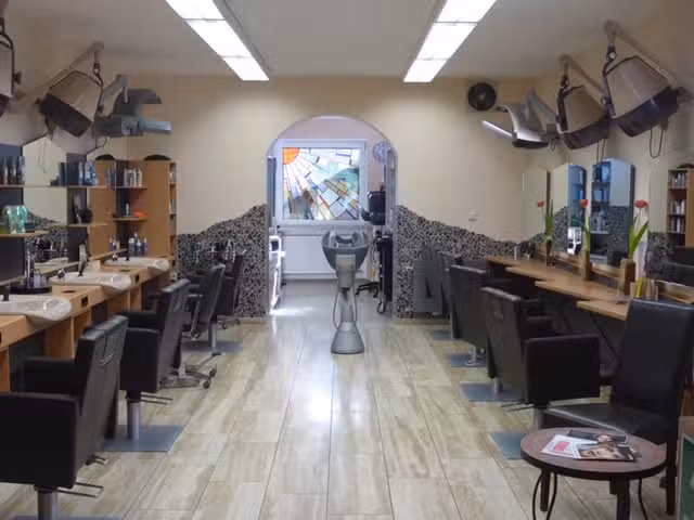 Friseursalon Pompetzki Inh. Stefanie Girhard