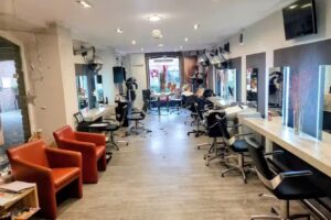 Friseursalon Your Style Friseur &Ouml;zt&uuml;rk