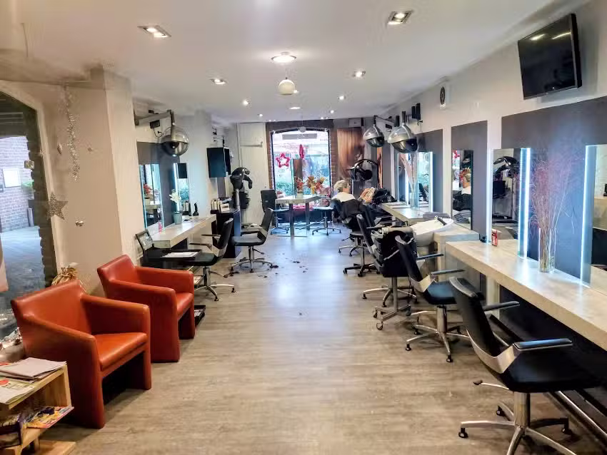 Friseursalon Your Style Friseur &Ouml;zt&uuml;rk
