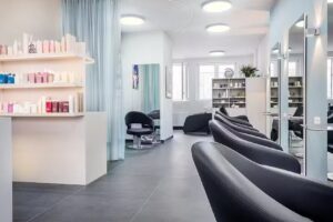 Friseursalon & Zweithaarstudio ChicSaal