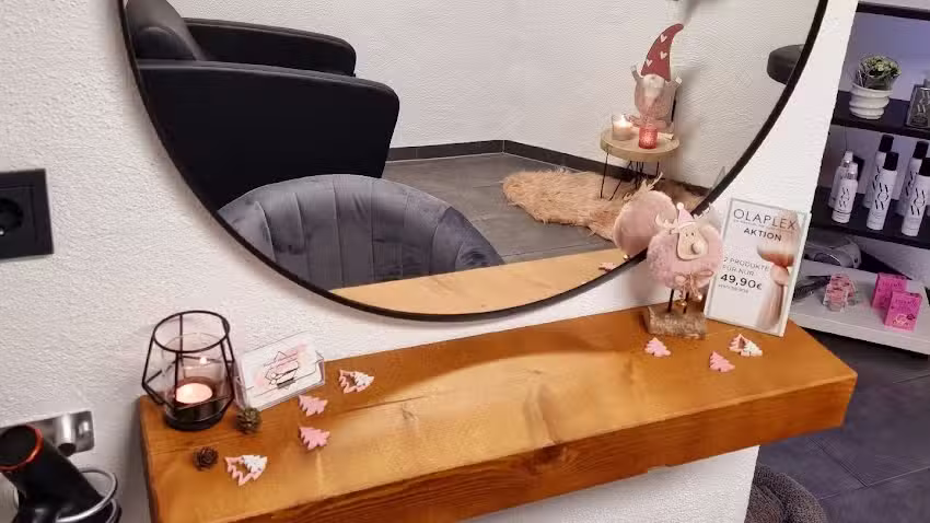 Friseurstudio Haarscharf