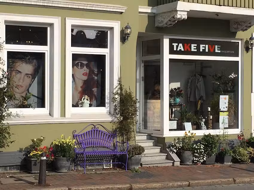 Friseurteam Take Five, Ahrens