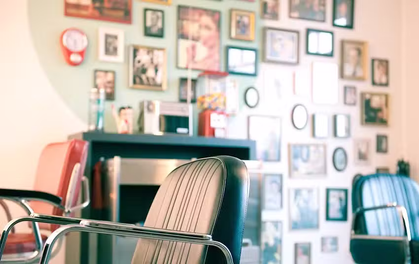 Frisierbar &ndash; Nicole Haala