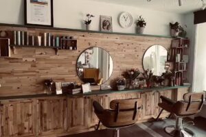 Frisierst&uuml;bchen Natalie Nikolasch