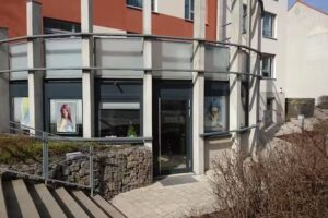 Fris&ouml;r Schnittpunkt