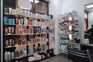 Fris&ouml;r Thonet Wittlich Globus