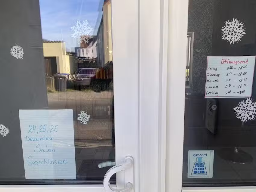 Fris&ouml;rsalon F&ouml;n-X