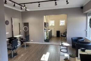 Frisurboutique mit Herz