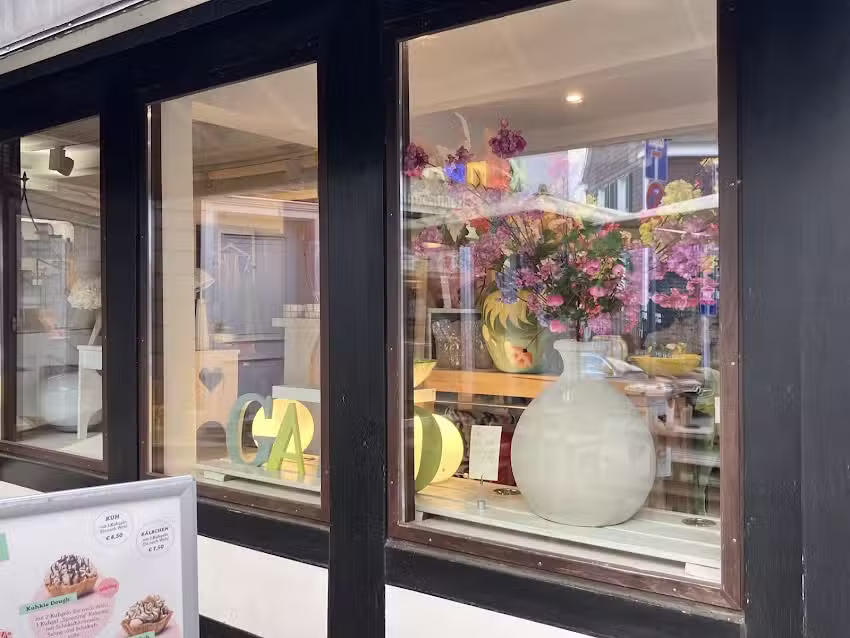 FRISUREN GADO HAIR +MAKE UP / Gabriele Salerno