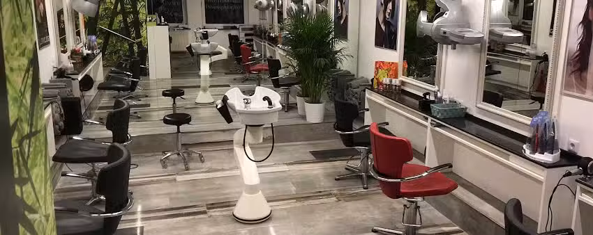 Frisurenstudio Weis (Friseurmeisterin, Haarverl&auml;ngerung, Extensions, Keratin Gl&auml;ttung, Haarspende uvm)