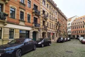 genialdanebenFriseure