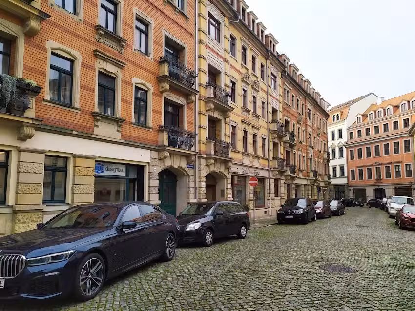 genialdanebenFriseure