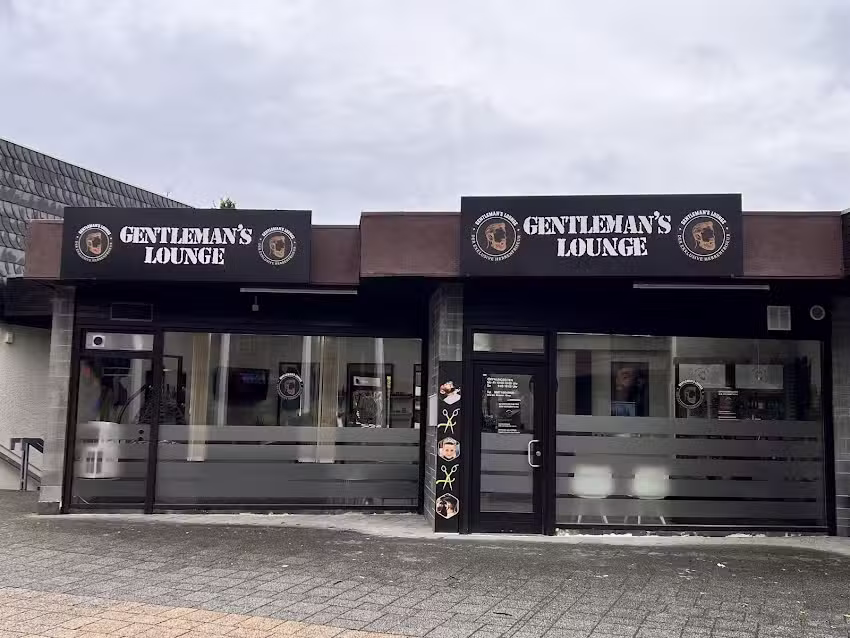 Gentleman&rsquo;s Lounge