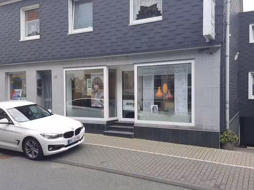 Gianluca Vecchi&eacute; &ndash; Damen und Herren Friseursalon