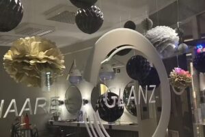 GLANZ Fris&ouml;rsalon