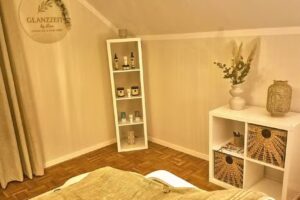 Glanzzeit by Lisa W.