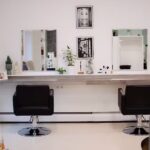 Gl&uuml;cksstr&auml;hne Friseursalon