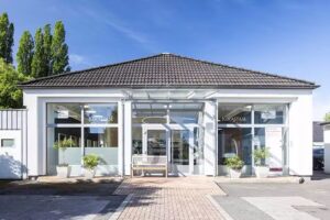 GO Hairstyling Saarn