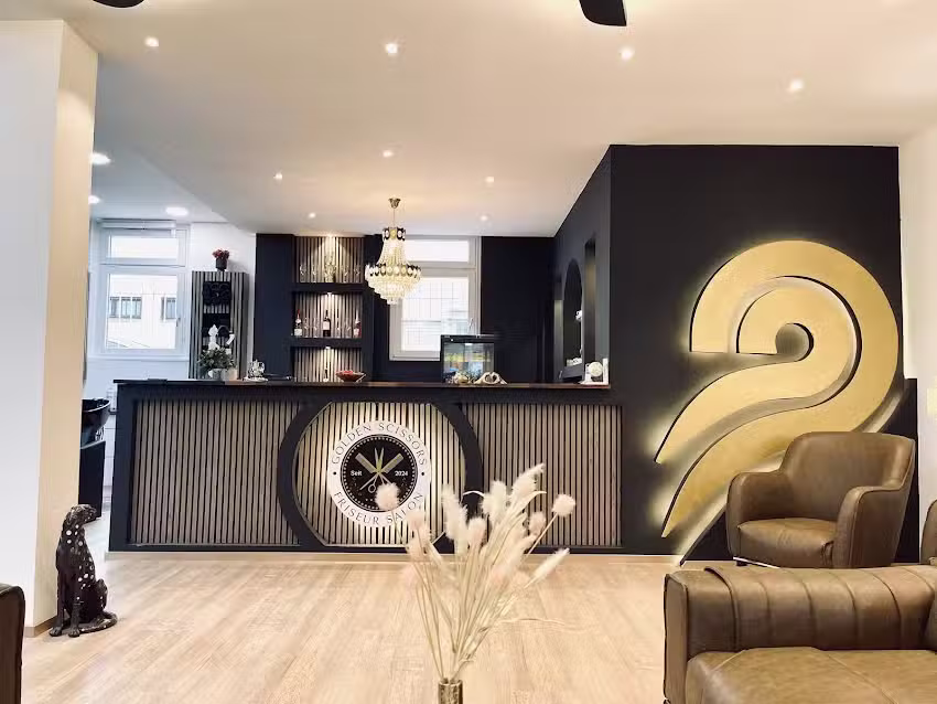 Golden Scissors Friseur Salon