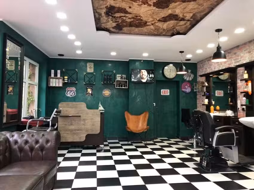GOLDENER Barbershop