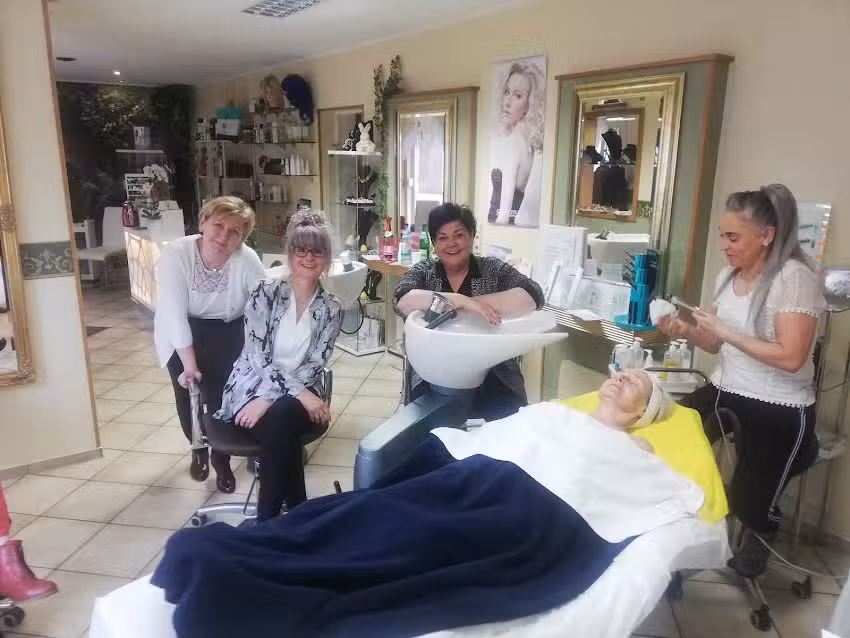 Gr&auml;fenhainer Friseurst&uuml;bchen