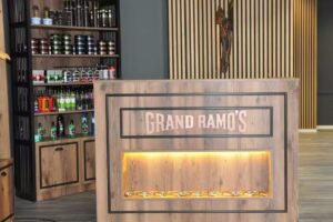 𝐆𝐫𝐚𝐧𝐝 𝐑𝐚𝐦𝐨’𝐬 𝐁𝐚𝐫𝐛𝐞𝐫𝐬𝐡𝐨𝐩