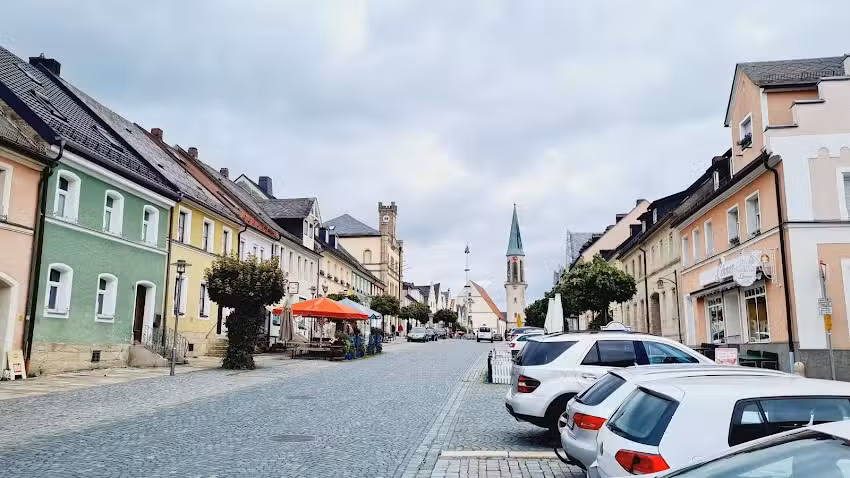 Gr&uuml;ner Nicole Haargef&uuml;hl by Nicole Gr&uuml;ner