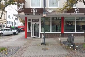 G&uuml;nd&uuml;z Turhal