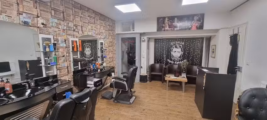 G&uuml;ney&rsquo;s Barber Shop