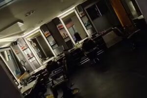 G&uuml;ven&rsquo;s Herrensalon 2