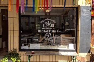 H61 &ndash; Best Haircut by Michael John