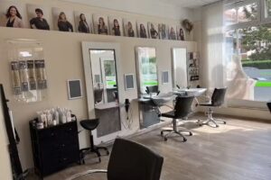 Haar & Beautysalon Bannewitz Friseur Kosmetik Permanent Make up Aqua Facial Blond & Extensions Spezialist