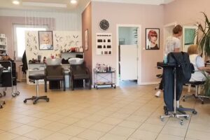 Haar Studio Company (GmbH + Co. KG)