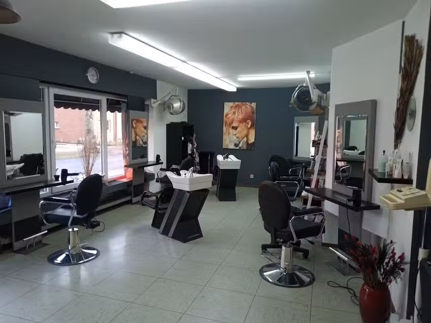 Haar Treff Mavros Konstantinos Friseur salon